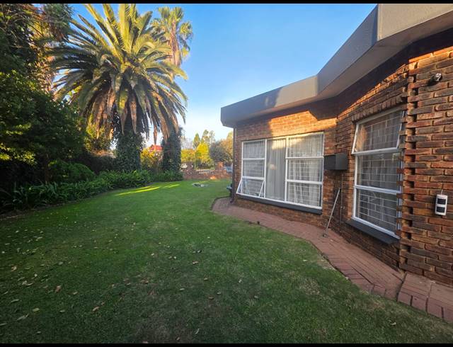 3 BEDROOM HOUSE TO LET IN VAALPARK